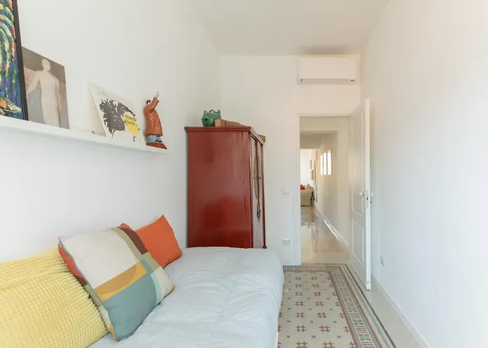Iflat Lovely Apartment With View On Pope Window